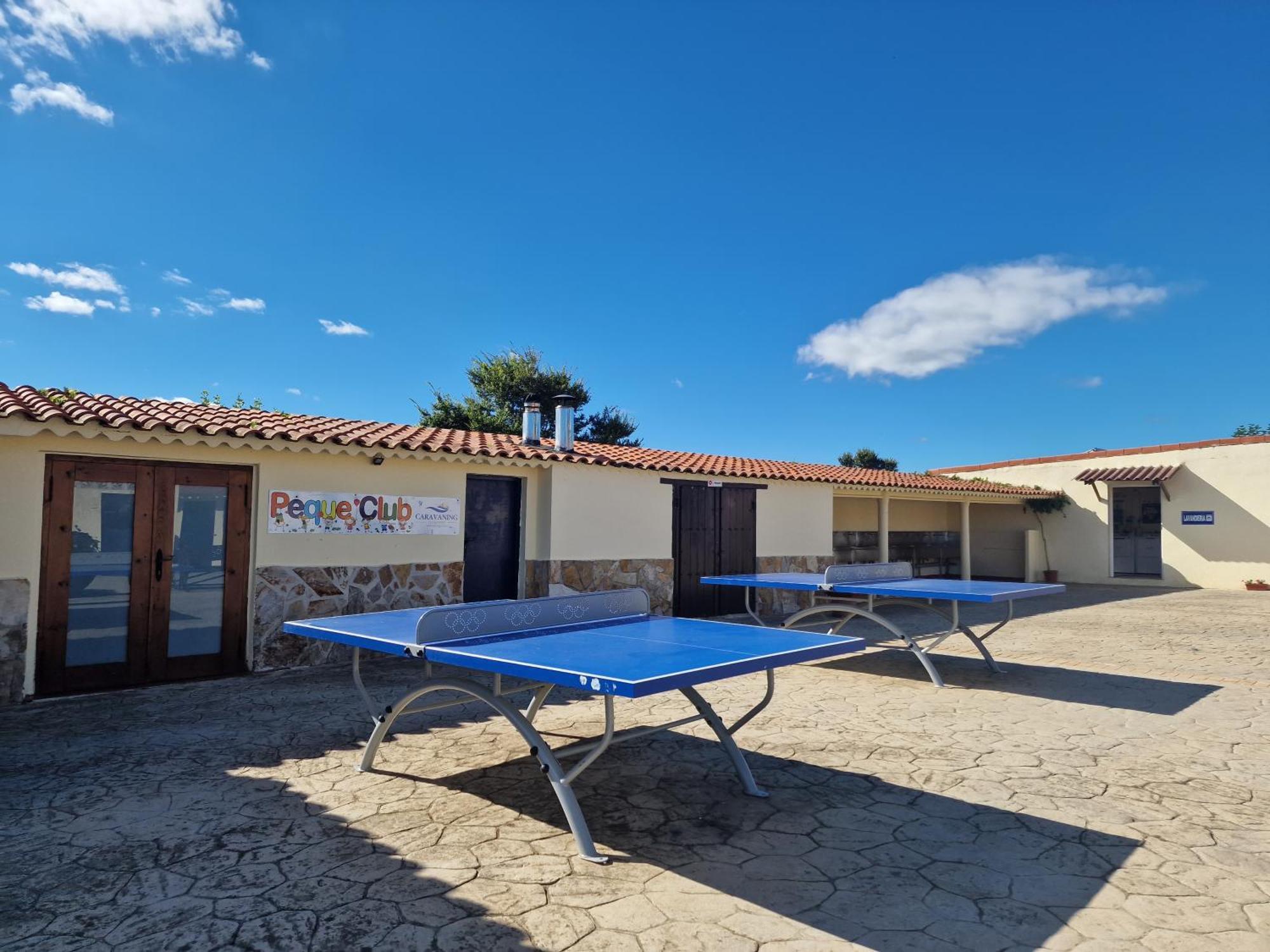 סן ויסנטה דה לה ברקרה Bungalows Playa De Oyambre מראה חיצוני תמונה